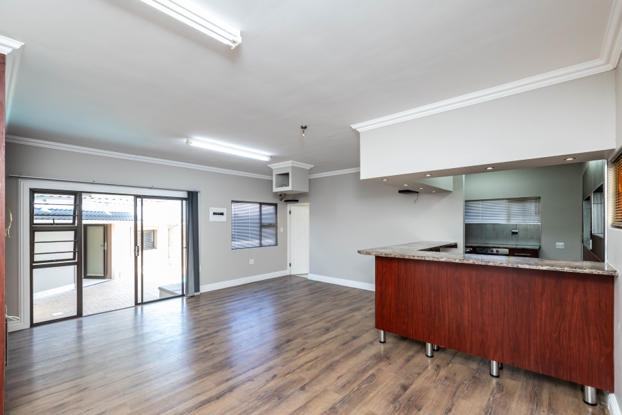 6 Bedroom Property for Sale in Dorchester Heights Eastern Cape